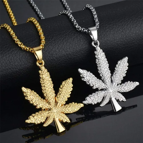 Vista 4 de Collar con colgante de hoja de marihuana para hombre y mujer