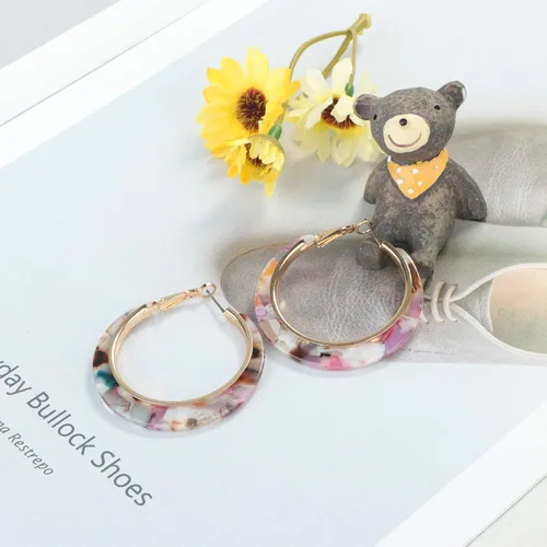 Vista 5 de ORAZIO Juego de joyas acrílicas para mujer, aretes de resina bohemia, collar y pulsera