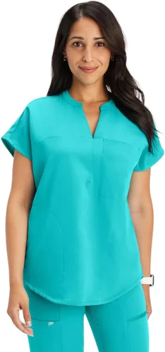 Vista 17 de Fabletics Camiseta médica Evolve de 3 bolsillos para mujer con un ajuste de gran tamaño, MotionTech, elástica en 4 direcciones, resistente a