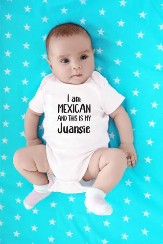 Vista 12 de CBTwear Traje de bebé con texto en inglés "I Am Mexican And This Is My Juansie", ropa de humor unisex
