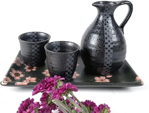 Vista 7 de JapanBargain 4680, Juego de sake de porcelana auténtica japonesa Saki Set decantador de sake y tazas de saki, fabricado en Japón (tarro negro)