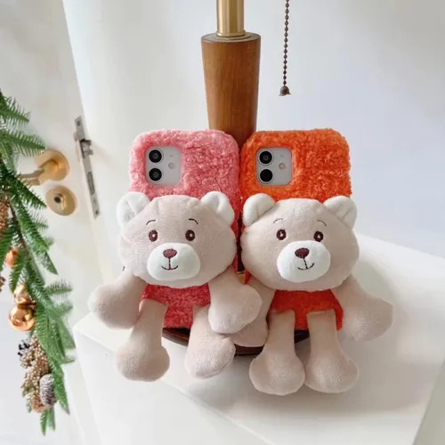 Vista 3 de Bonita funda de oso de felpa compatible con Samsung Galaxy S10, funda mullida 3D adorable oso suave de poliuretano termoplástico para manos y pies