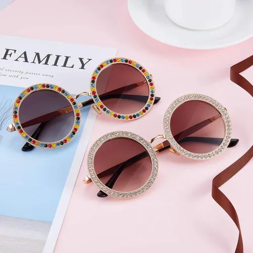 Vista 5 de 2 gafas de sol redondas de gran tamaño con diamantes de imitación para mujer