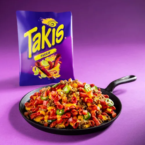 Vista 6 de Takis Chips de tortilla enrollados de guacamole, sabor artificial a guacamole, bolsa de 9.9 onzas