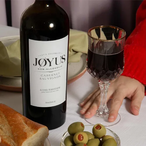 Vista 7 de Joyus Vino tinto sin alcohol, Cabernet Sauvignon, galardonado el mejor vino desalcoholizado de su clase, complejo y cálido, bajo en azúcar y bajo