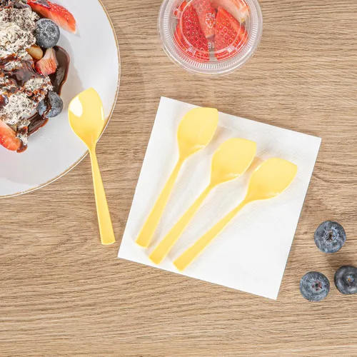 Vista 7 de Restaurantware Cucharas de postre de 4.5 x 1 pulgada, 100 cucharas desechables de degustación, asas resistentes, cucharas de plástico amarillo bebé