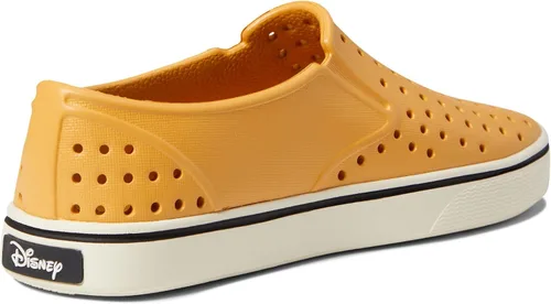 Vista 4 de Native Shoes Miles Disney Print (ToddlerLittle KidBig Kid)
