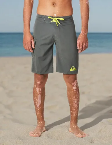Vista 6 de Quiksilver Pantalones cortos estándar para hombre de 21