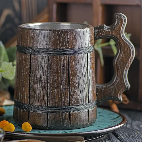Vista 6 de Taza de cerveza de madera MHW Zinogre. Taza de cerveza MHW personalizada. Taza gamer. Carta MHW. Regalo para él. Regalo para jugadores de madera