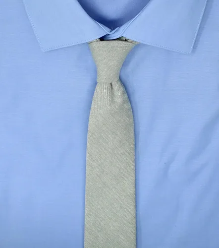 Vista 41 de Corbata delgada de algodón cambray para hombre, estilo desgastado texturizado - 2 1/2 pulgadas de ancho