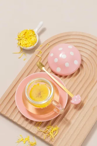 Vista 2 de Juego de Tazas de Té de Hongos, Lindas Tazas de Té de Vidrio y Platillos, Taza de Té Kawaii con Infusor para Colador de Té de Hojas Sueltas, Taza