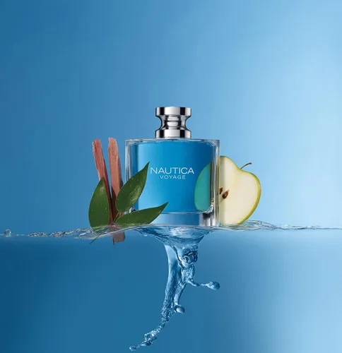 Vista 2 de Nautica Voyage por Nautica para hombres: Eau De Toilette en espray de 3.4 fl oz (100 ml) y espray corporal Nautica Voyage, 6 fl oz (177.44 ml)