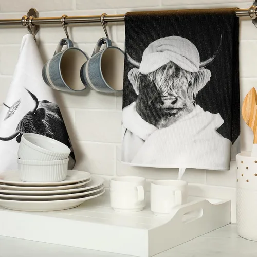 Vista 3 de Boyiee Juego de 6 toallas de cocina de ganado Highland, divertidas toallas de baño de vaca en blanco y negro, absorbentes de 24 x 16 pulgadas, lindo