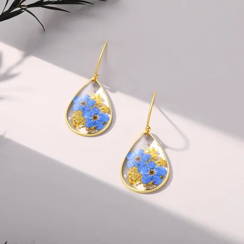 Vista 86 de Forget-Me-Not and Queen Anne's Lace Pressed Wildflower Earrings Pressed Flower Earrings Handmade Drop and Dangle Earrings Gift for Woman