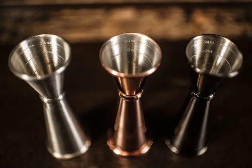 Vista 6 de BARIANTTE - Jigger de cóctel para bartending, vaso de chupito medidor japonés de 2 onzas, oro rosa