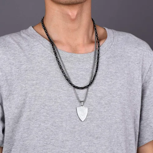 Vista 3 de Prosteel. - Collar con dije y cadena de San Miguel Arcángel, joyería religiosa católica.