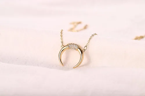 Vista 3 de GDCOIN Dainty Gold Necklace for Women 14K Gold Plated Engraved Medallison Coin Pendant Necklaces Link Chain Bohemian Necklace Adjustable Simple