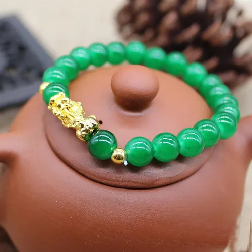 Vista 3 de ZMANYIJEW Paquete de 8 pulseras de Feng Shui Pixiu Fortune con cuentas de moda, coloridas para hombres y mujeres, pulseras de buena suerte, Sin