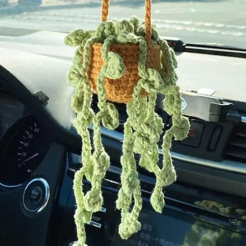 Vista 17 de Planta colgante de ganchillo para automóvil, colgador de espejo de automóvil de punto, cesta colgante de ganchillo para plantas de automóvil, lindos