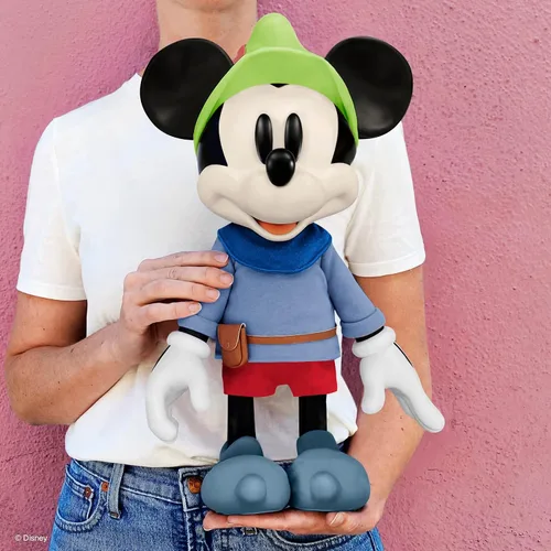 Vista 2 de Super7 Brave Little Tailor Mickey Mouse Disney Figura de Reacción Super Size de 16 pulgadas