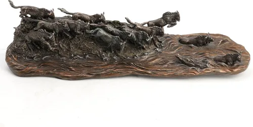 Vista 2 de Veronese Design Estatua de resina de gran migración de 17 pulgadas con acabado de bronce