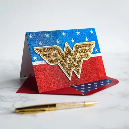 Vista 7 de Papyrus Tarjeta de cumpleaños de Wonder Woman para ella (As Wonderful As You)
