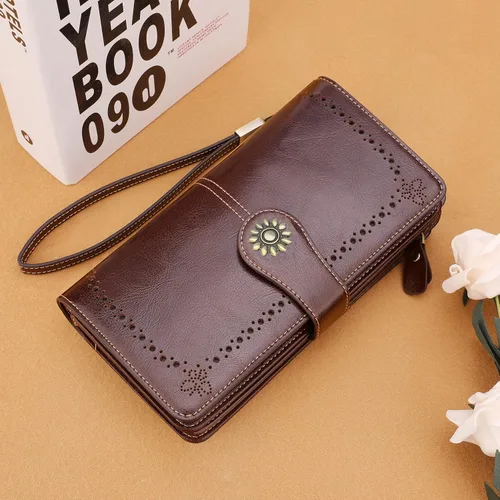 Vista 2 de Lavemi - Cartera de piel con bloqueo RFID para mujer, de gran capacidad, para llevarla a la muñeca
