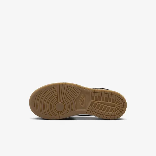 Vista 190 de Nike Kid's Dunk Low Sneaker