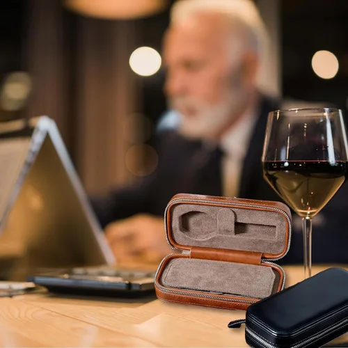 Vista 2 de Mr.Okay Funda de viaje para 2 relojes funda de cuero profesional para hombre, organizador de relojes portátil para almacenamiento y exhibición.