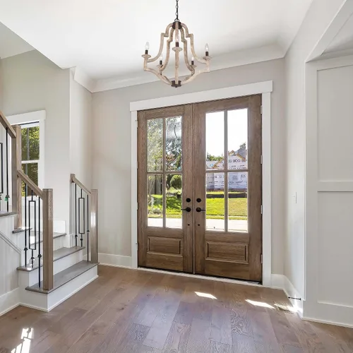 Vista 4 de Candelabros de granja para comedor, lámpara de madera rústica, lámpara de araña francesa de 5 luces para isla de cocina, sala de estar, dormitorio