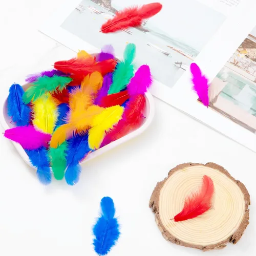Vista 8 de 1600 plumas de gallo azules artesanales de 3 a 5 pulgadas a granel para manualidades de jardín de infantes, bodas, decoraciones de fiesta familiar