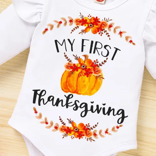 Vista 4 de Viworld Ropa de Halloween para niña recién nacida, mameluco con letras + pantalones de calabaza florales + diadema trajes de Acción de Gracias