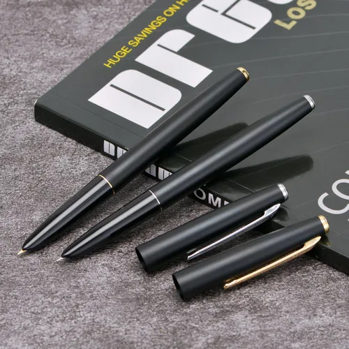 Vista 8 de 2 plumas estilográficas Jinhao 911 de punta extrafina, color negro mate con detalles dorados y plateados, ligeras y duraderas, incluye cartuchos