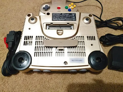 Vista 3 de Limited Edition Gold Nintendo 64 Console