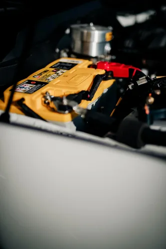 Vista 12 de OPTIMA® Batteries High Performance DH6 YELLOWTOP® Dual Purpose Sealed AGM