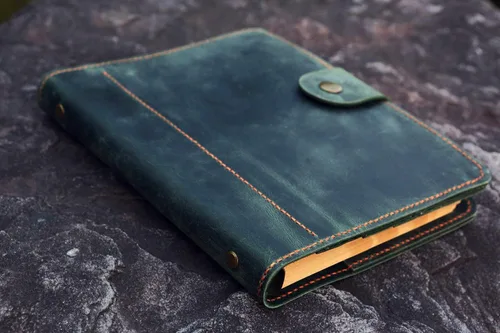 Vista 4 de Personalized A5 green distressed leather organizer agenda refillable travel binder planner NBA522TB