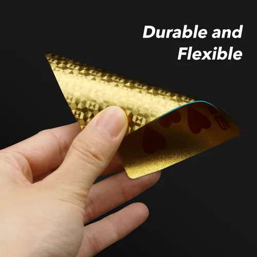 Vista 3 de INTEGEAR 2 barajas de cartas de juego, tarjetas de póquer con estampado 3D dorado en relieve de plástico PET impermeable cartas de juego de trucos