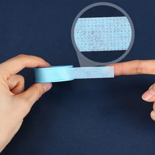 Vista 6 de Nuanchu 12 rollos de cinta de pestañas azul a granel, cinta adhesiva reutilizable de silicona para extensiones de pestañas para pieles sensibles