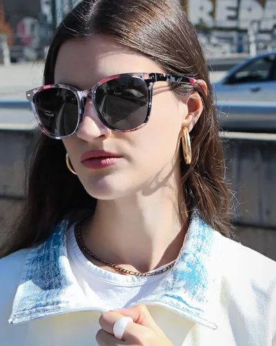 Vista 25 de FIMILU Paquete de 2 lentes de sol polarizados para mujer, lentes de protección UV400, montura grande, lentes de moda, elegantes