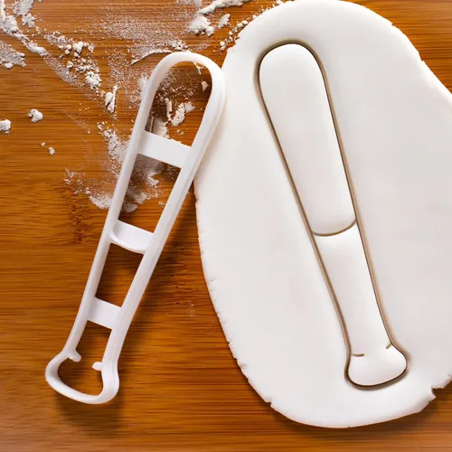 Vista 3 de Juego de 3 cortadores de galletas de sóftbol (diseños: murciélago, guante y bola), 3 piezas - Bakerlogy