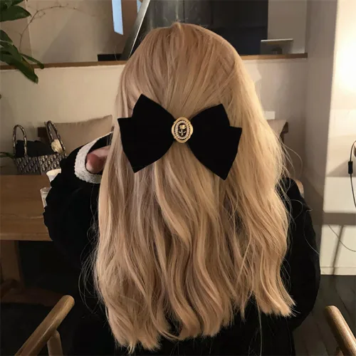 Vista 3 de 2 lazos de terciopelo para el cabello, clips de cinta negra, bonito clip de pico de pato, diseño elegante de perlas rosas, para cabello largo