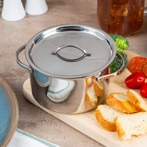 Vista 2 de American Metalcraft MPL24 Mini olla de acero inoxidable con tapa, 24 onzas.