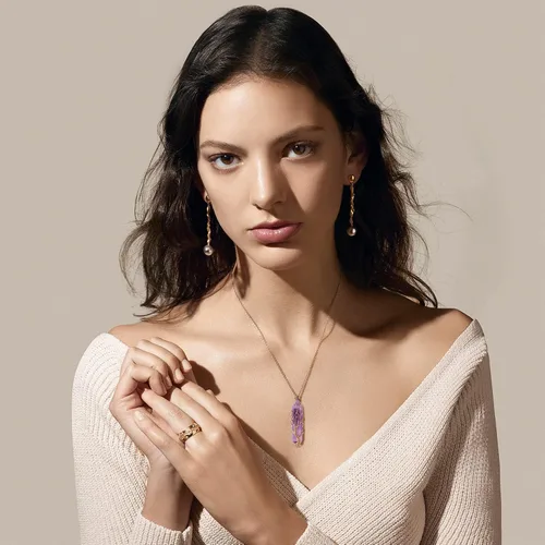 Vista 5 de VIBILIA - Collar con dije sanador para mujeres y hombres, piedra natural hexagonal en punta envuelta con alambre en forma del árbol de la vida