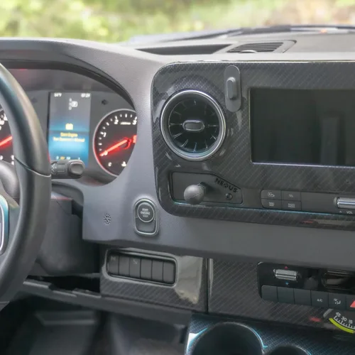 Vista 2 de NEXUS Adaptador de cubículo para VS30 Mercedes-Benz Sprinter Van (lado del conductor de bola de 1 pulgada)