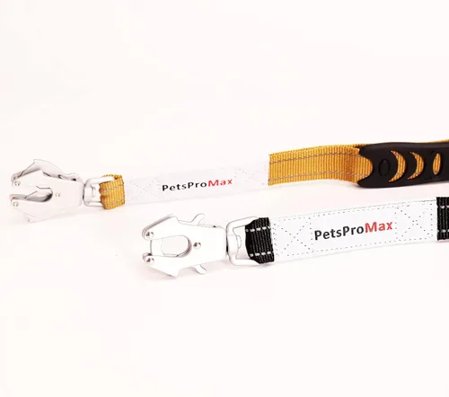 Vista 8 de PetsProMax - Correa táctica para perro, correa elástica resistente con clip de metal para cinturón de seguridad de automóvil y hebilla de rana