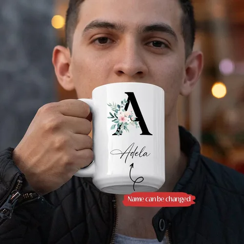 Vista 2 de Tazas de café blancas personalizadas con nombre, taza con nombre personalizado con inicial, taza de cerámica floral personalizada, regalo