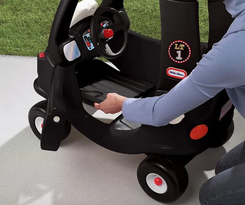 Vista 2 de Little Tikes Black Taxi Cozy Coupe Riding Game with Horns That Really Works, Snap Switch and Tank Lid