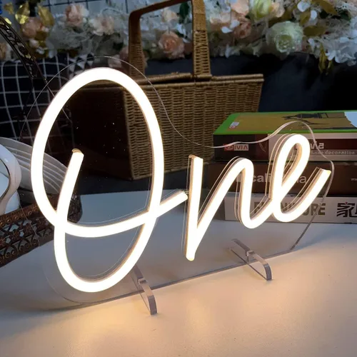 Vista 4 de Número de mesa de cumpleaños de un año de edad, lámpara de escritorio, luz nocturna, letra de boda, letrero de neón LED, decoración de mesa de boda