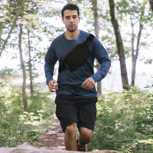 Vista 5 de VKIOIP Riñonera de moda con correa ajustable, bolsa cruzada manos libres con cremallera, accesorios de ejercicio de entrenamiento para viajes