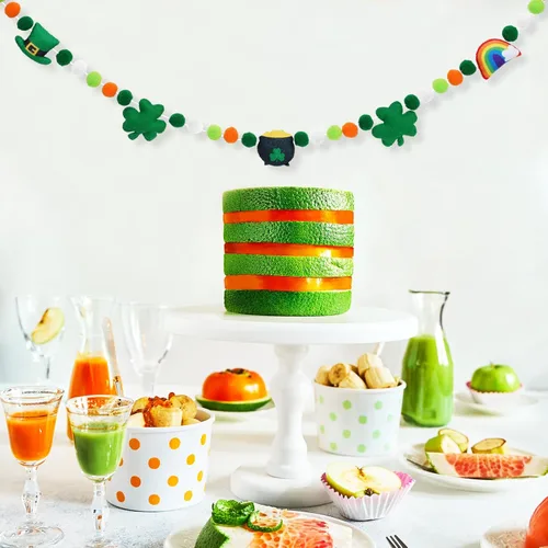 Vista 6 de Whaline Cartel de fieltro del día de San Patricio de 8.2 pies con diseño de trébol en 3D, guirnalda colgante de arco iris, guirnalda verde y naranja